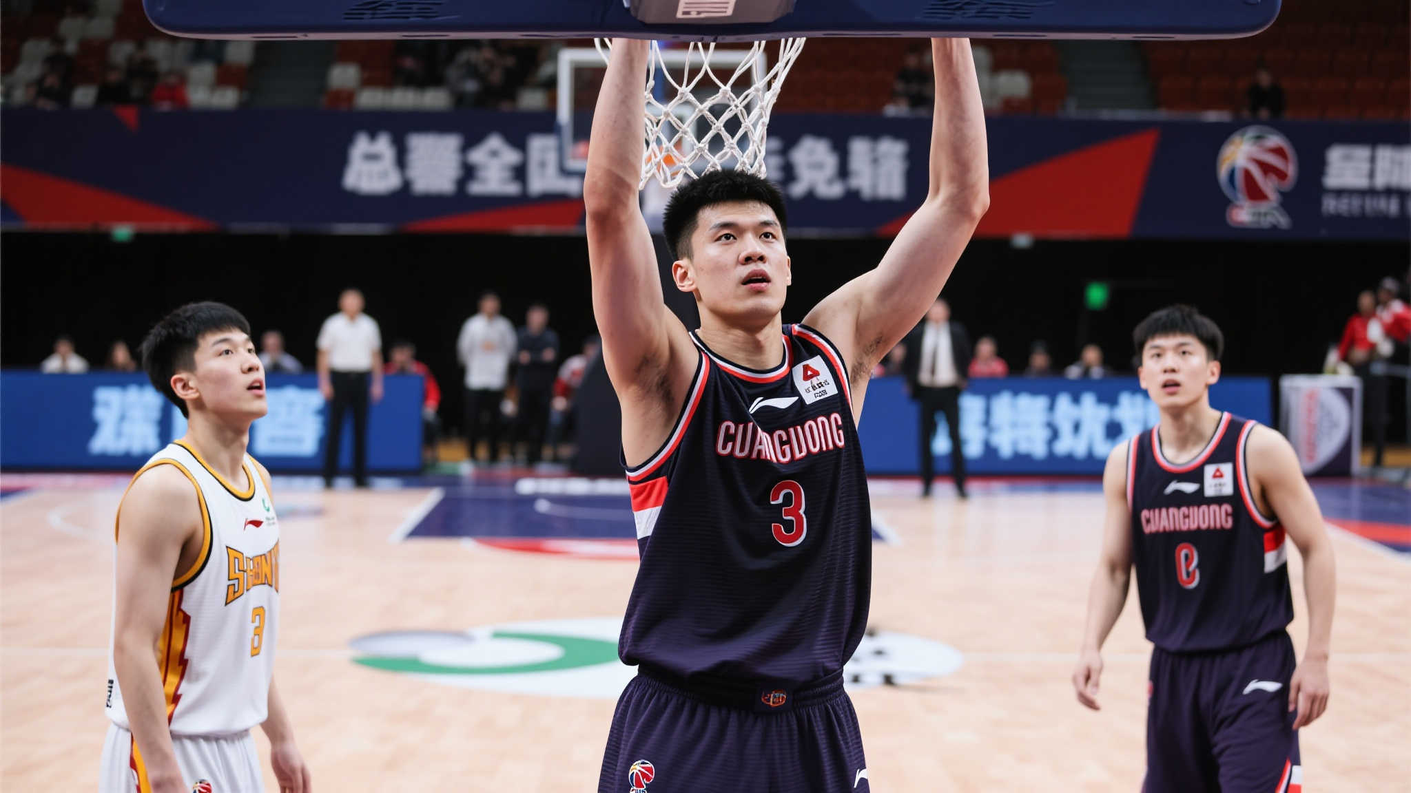 杨曦皓领衔!媒体披露三位新星计划冲击CBA选秀,状元之争悬念待揭 杨曦皓领衔!媒体披露三位新星计划冲击CBA选秀,状元之争悬念待揭